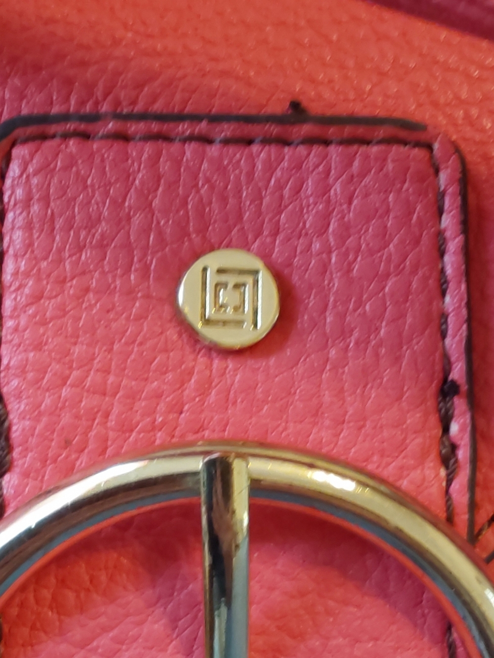 Liz Claiborne Coral Faux Leather Crossbody Bag, NWOT 2010 Medium Size Purse - Picture 2 of 9